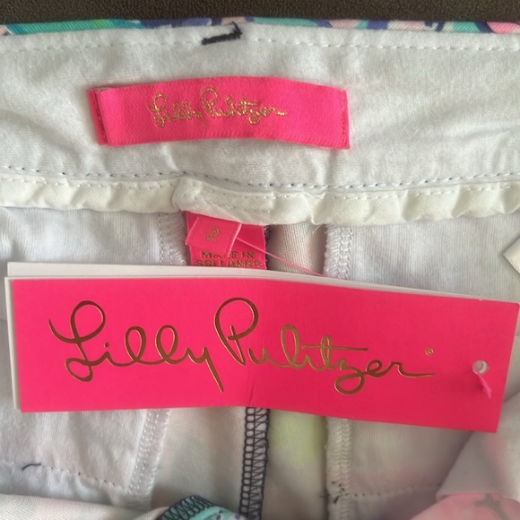 Lilly Pulitzer Callahan Knit Short. Size 2. - Picture 5 of 8